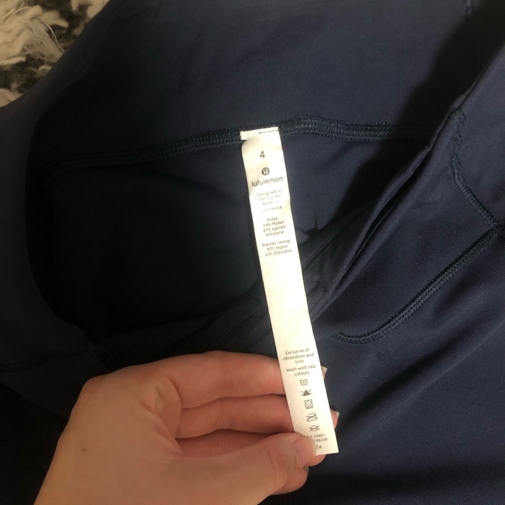 Lululemon workout leggings size 4